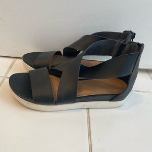 Black Leather Strappy Sandals Size: 8.5